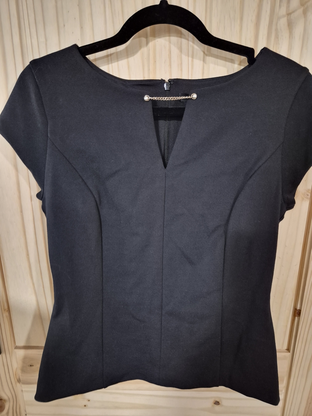White House Black Market Black Cap-Sleeve Blouse with Chain Accent
